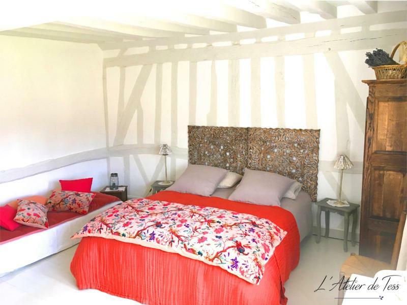 L'Atelier De Tess Bed and Breakfast Le Bec-Hellouin Eksteriør billede